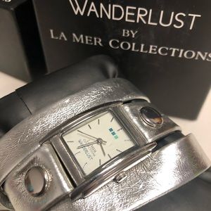 Wanderlust Accessory For Women!